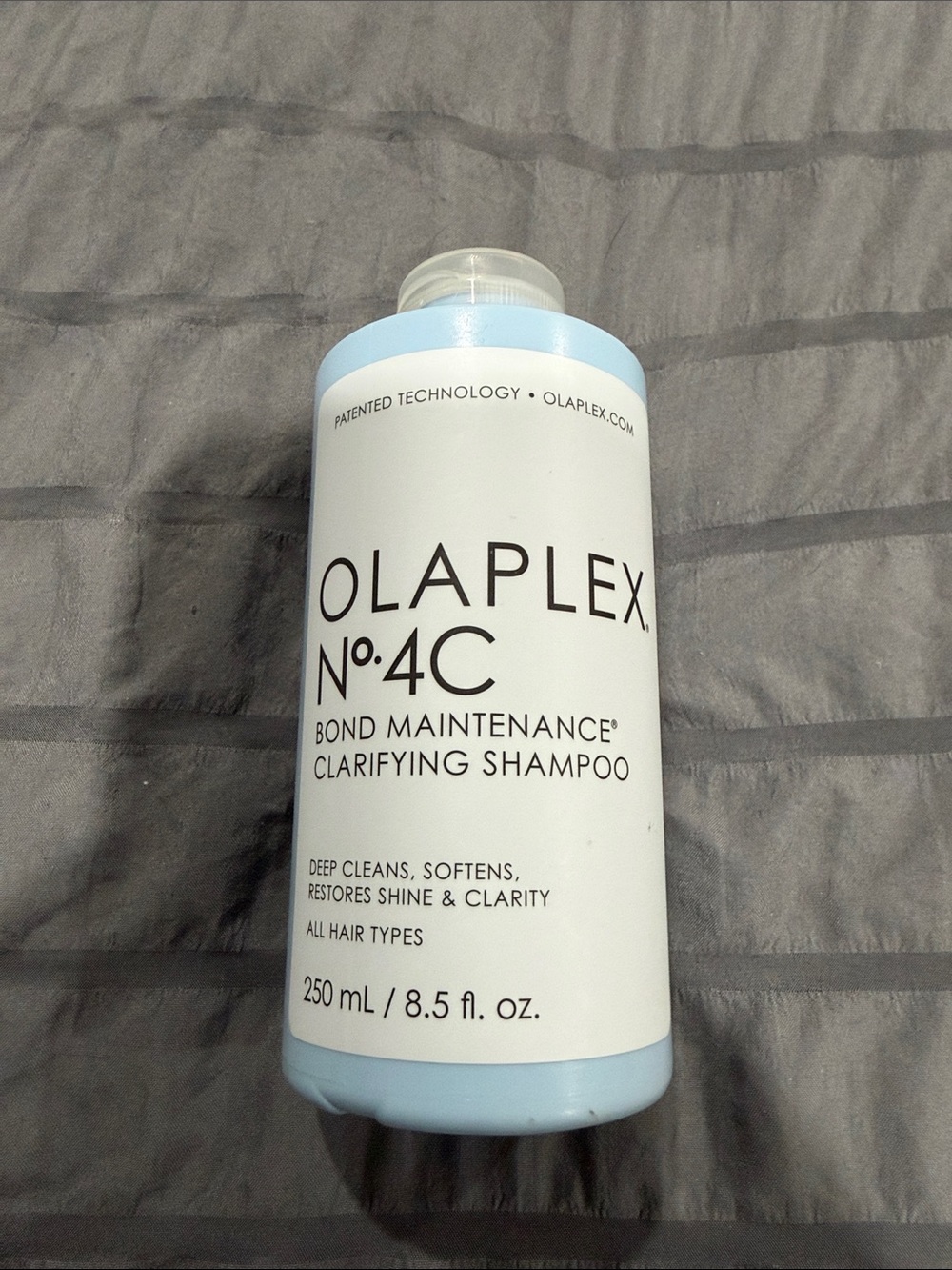 OLAPLEX No.4C Clarifying Shampoo - NEW SEALED